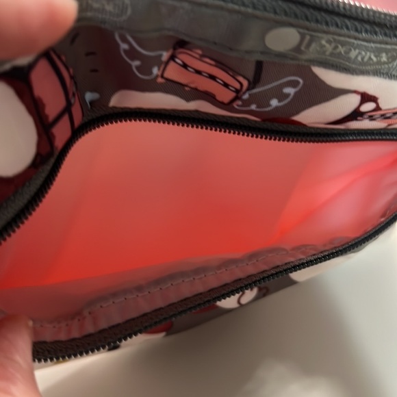 NWT Hello Kitty LeSportsac 45th anniversary cosmetic pouch w/ shopping bag. - Picture 4 of 5